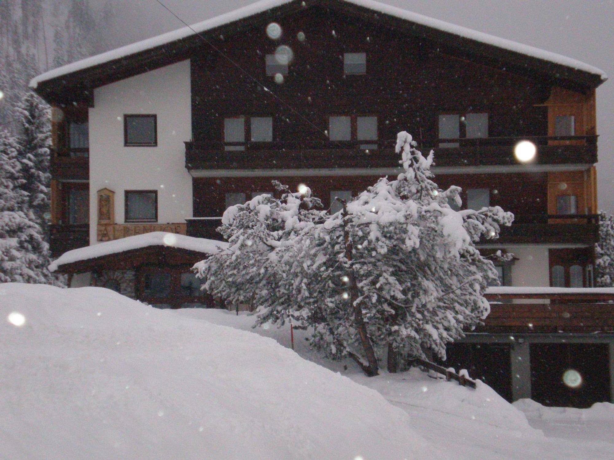 Alpenhof "Alt Laehn" Hotel Exterior photo